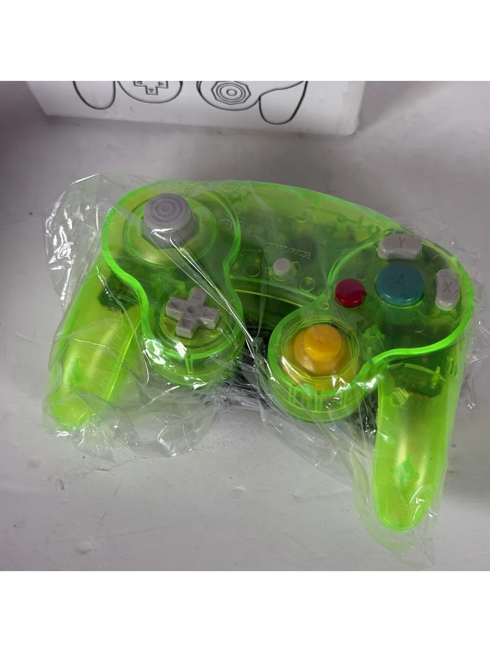Wired GameCube Style Controller Transparent Moss Green - Storage Location: F1